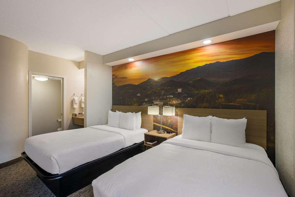 Clarion Pointe Sevierville-Pigeon Forge Δωμάτιο φωτογραφία