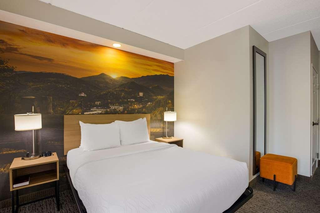 Clarion Pointe Sevierville-Pigeon Forge Δωμάτιο φωτογραφία