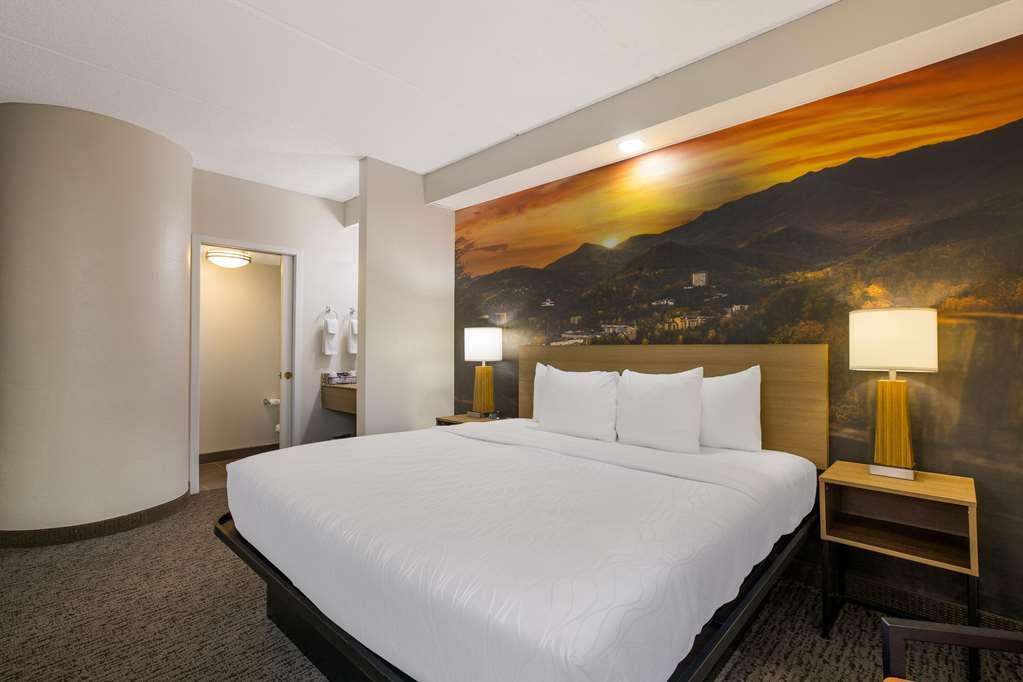 Clarion Pointe Sevierville-Pigeon Forge Δωμάτιο φωτογραφία