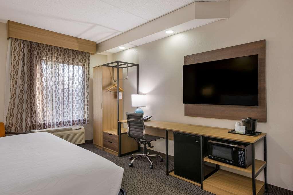 Clarion Pointe Sevierville-Pigeon Forge Δωμάτιο φωτογραφία