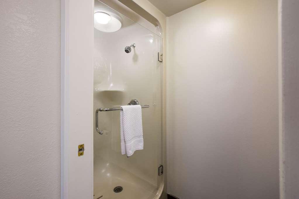 Clarion Pointe Sevierville-Pigeon Forge Δωμάτιο φωτογραφία